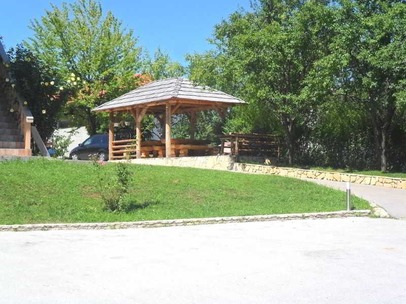 Guesthouse Sara Grabovac  Extérieur photo