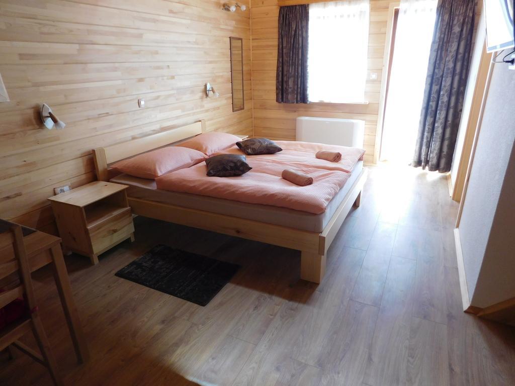 Guesthouse Sara Grabovac  Extérieur photo