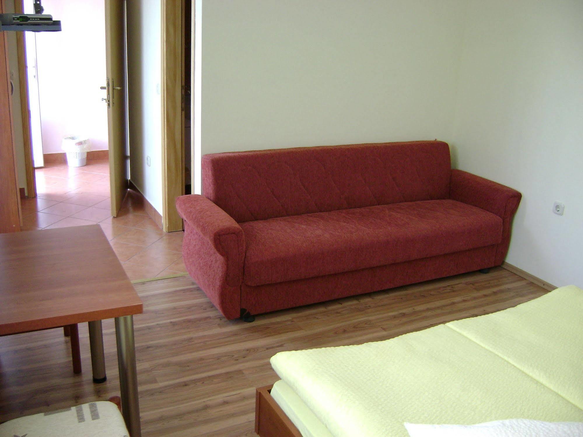 Guesthouse Sara Grabovac  Extérieur photo